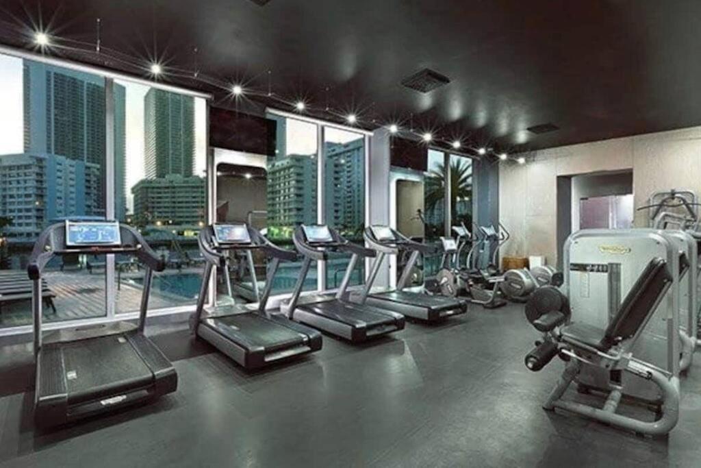 הלנדל ביץ' Amazing Studio Beach Walking Distance! 26B מראה חיצוני תמונה